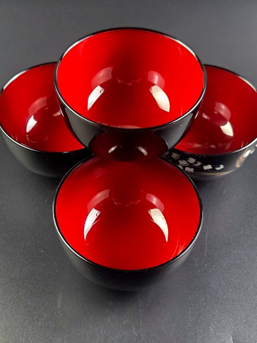 Vintage Japanese Lacquerware Bowls – Set of 4 – Made in Japan